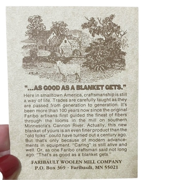 Vintage NOS Faribo Stadium Pak-A-Robe Blanket & Thermos in Carry Tote Tan Plaid - Picture 7 of 8